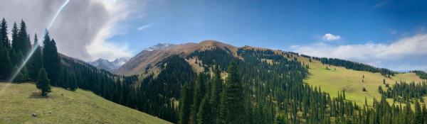 盤點新疆北疆旅遊十大必去景點（5）：東方小瑞士-那拉提草原