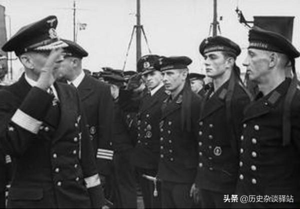 大西洋上的“潛伏幽靈”！孤苦伶仃的施佩伯爵號，艦長無奈自殺