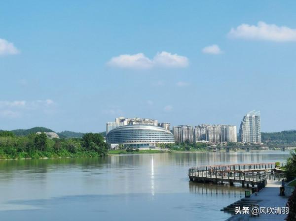 四川最“吃香”的3市,人口多產業強,百強裡成都不再“獨秀” 四川最“吃香”的3市,人口多產業強,百強裡成都不再“獨秀”