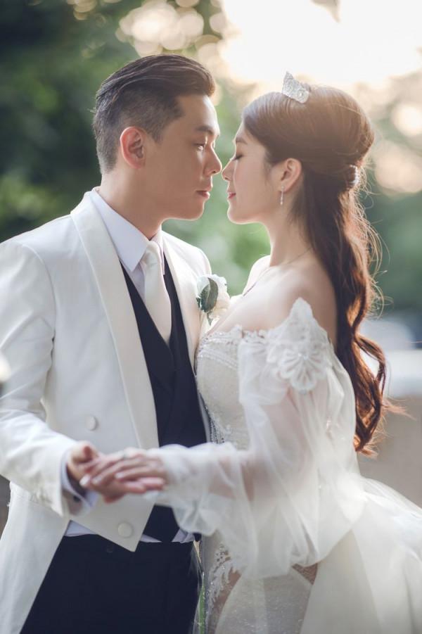 38歲苟芸慧無懼陷婚姻危機,6大金句面對人生起跌,一定沒有悔 38歲苟芸慧無懼陷婚姻危機,6大金句面對人生起跌,一定沒有悔