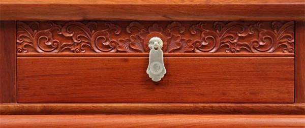 紅木傢俱上那些精彩絕倫的雕刻藝術 紅木傢俱上那些精彩絕倫的雕刻藝術