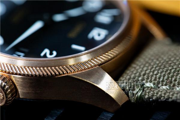 入門級青銅大飛,豪利時Big Crown ProPilot Big Date青銅腕錶 入門級青銅大飛,豪利時Big Crown ProPilot Big Date青銅腕錶