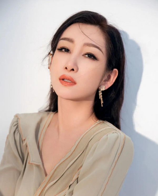 &OpenCurlyDoubleQuote;最醜影后&rdquo;秦海璐：孕期撐起一個家，讓喪夫喪子的婆婆老有所依