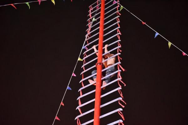 去了山東水滸好漢城,再也不惦記威震天那張碎嘴 去了山東水滸好漢城,再也不惦記威震天那張碎嘴
