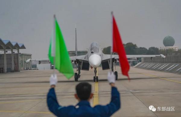 一切為了實戰！複雜氣象條件下展開自由空戰