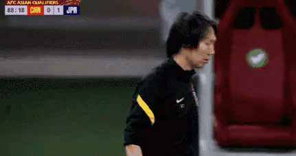 國足還有下降的空間嗎？網友：臉都不要了