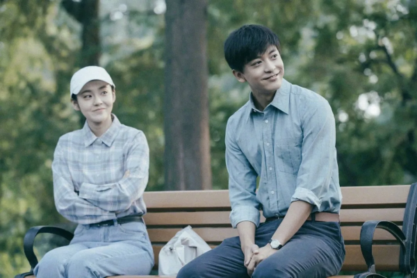 50歲老戲骨都被磨成矽膠少女臉，當代國產劇還能更辣眼嗎