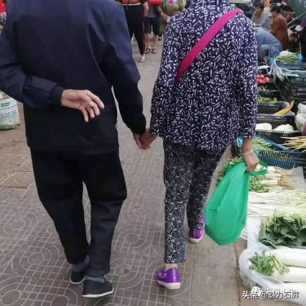 上世紀五六十年代的石屏縣結婚證長什麼樣? 上世紀五六十年代的石屏縣結婚證長什麼樣?