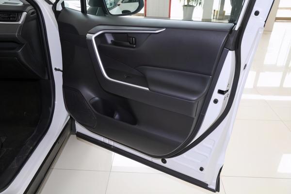 威蘭達車速100km/h以上副駕駛玻璃有異響，建議車主牢記這些方法