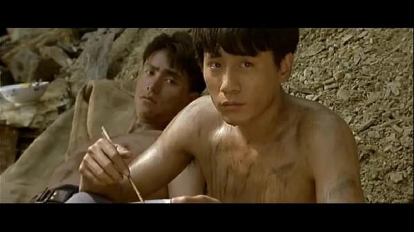 原來,陳坤和周迅的感情從那時就開始了 原來,陳坤和周迅的感情從那時就開始了