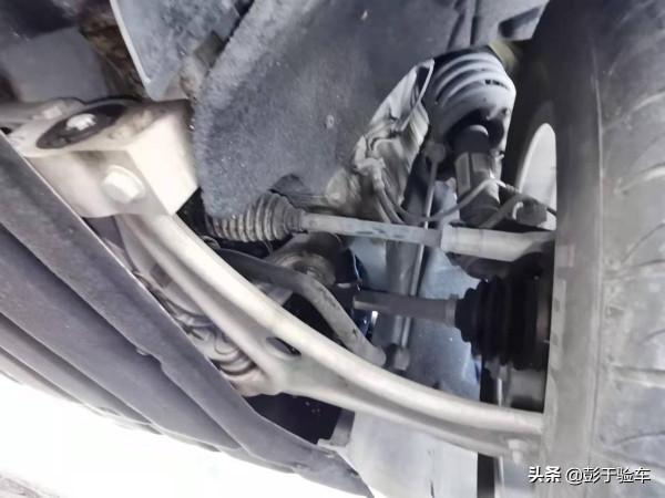 7年車齡的奧迪Q3只跑了1.4W公里？買賣雙方不在場也能達成交易