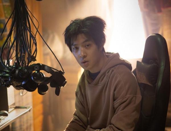 郝蕾方勵裝高階被懟，影評人炫技被懟，終於有人敢替觀眾說實話了