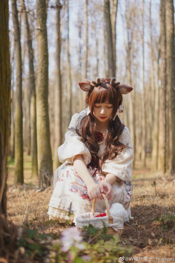 Lolita：鹿鹿帶小羊漫步春之森林