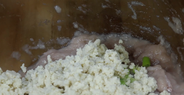 這才是魚肉吃法的最高境界,入口鮮嫩無刺,清甜無腥味,孩子愛吃 這才是魚肉吃法的最高境界,入口鮮嫩無刺,清甜無腥味,孩子愛吃