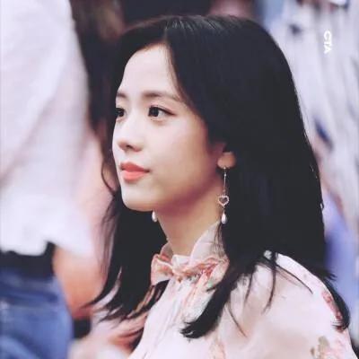 原來這些女明星都是M形唇,一個比一個漂亮 原來這些女明星都是M形唇,一個比一個漂亮