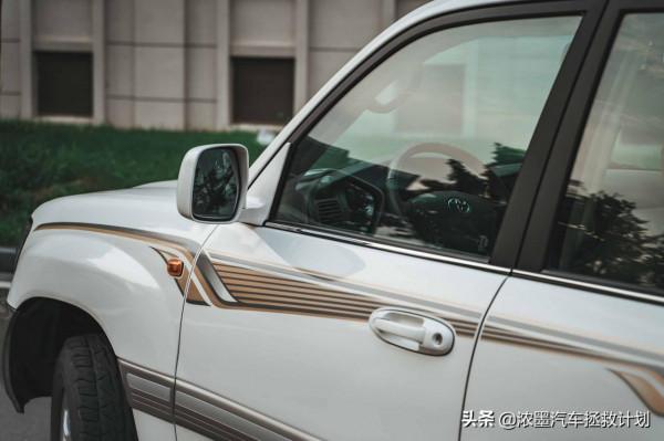 「縱橫四海」老夥計的重生之旅，一起暫別城市的方圓化身曠野的風