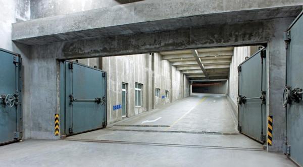 如果發生核戰爭，輻射會持續多久？身為平民的我們該如何求生？