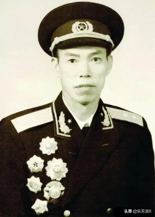 1950年，和彭老總一起入朝作戰的&OpenCurlyDoubleQuote;3只虎&rdquo;，他們分別指的是誰？