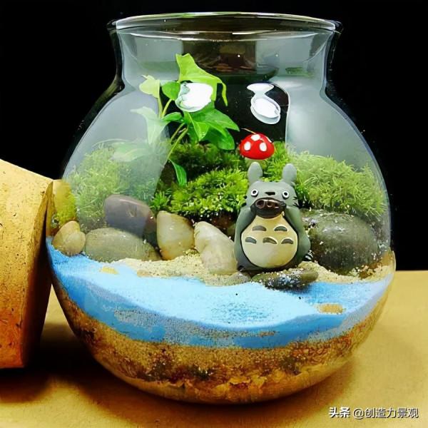 把大自然裝進瓶子裡，種在瓶子裡的微景觀究竟有多美？