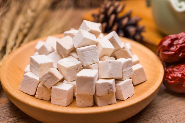 大便不成形？多是陽氣不足惹的禍！5種中藥材益氣健脾，治便溏