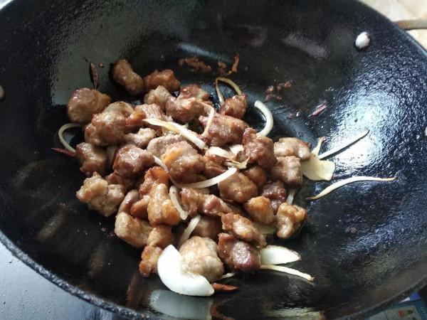 不論炒什麼肉，記住這“5放3關鍵”，炒出來的肉鮮嫩不柴，沒腥味