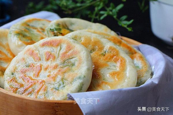 這樣的餡餅你喜歡嗎?皮薄餡多,用料十足!一口下去滿嘴留香 這樣的餡餅你喜歡嗎?皮薄餡多,用料十足!一口下去滿嘴留香