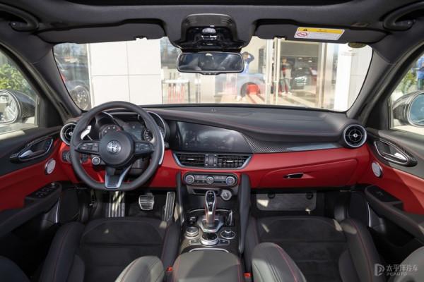 阿爾法·羅密歐 Giulia/Stelvio 競速版限量上市