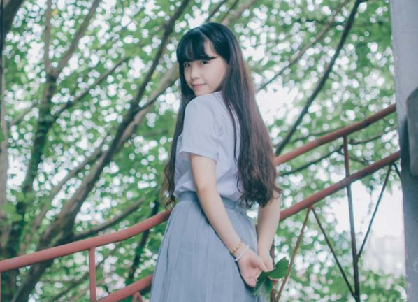 當代女大學生的流行趨勢,被男生吐槽好像奶奶,果然時尚是個圈? 當代女大學生的流行趨勢,被男生吐槽好像奶奶,果然時尚是個圈?