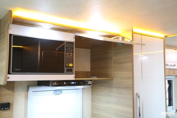 途佳H300高性價比平頭輕卡房車，選裝的配置它居然標配