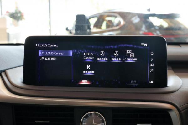 售價50.9萬，2.0T+6AT+四驅，舒適豪華，實拍雷克薩斯RX 300