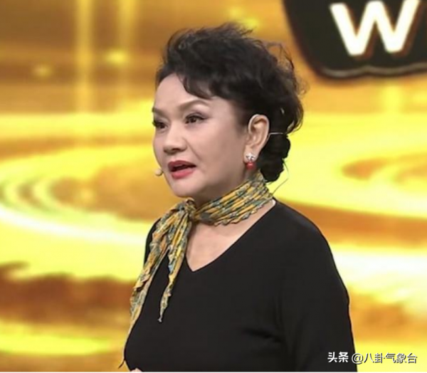 歌唱家王靜的三段情，與聶衛平的婚姻被人詬病，為兒子60歲不再嫁