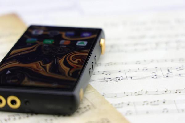 「耳邊評測」五千元檔播放器如何“升級”?iBasso DX240開箱試聽 「耳邊評測」五千元檔播放器如何“升級”?iBasso DX240開箱試聽