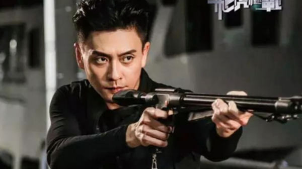 黃宗澤領銜主演，不輸《怒火重案》，香港警匪片又出王炸之作