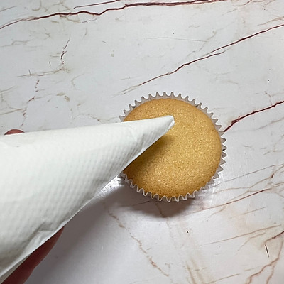 #金龍魚精英100%烘焙大師賽-愛好組-低筋#聖誕紙杯蛋糕