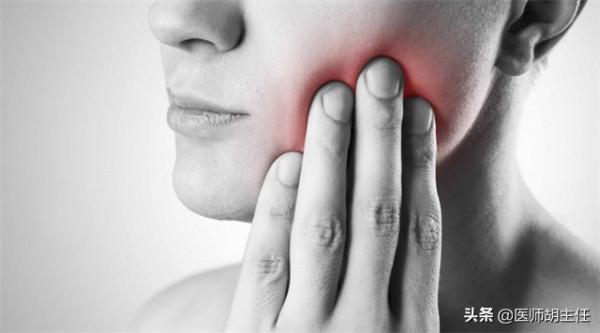 有一種痛，叫口腔潰瘍！醫生提醒：牢記這幾招，促進口腔潰瘍癒合