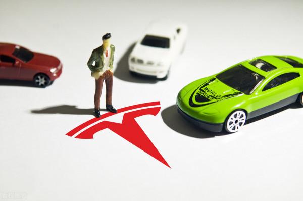 特斯拉剎車門的背後 特斯拉剎車門的背後