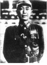 第五軍遠征緬甸時下轄的三個師都由誰擔任師長，他們後來都怎樣了