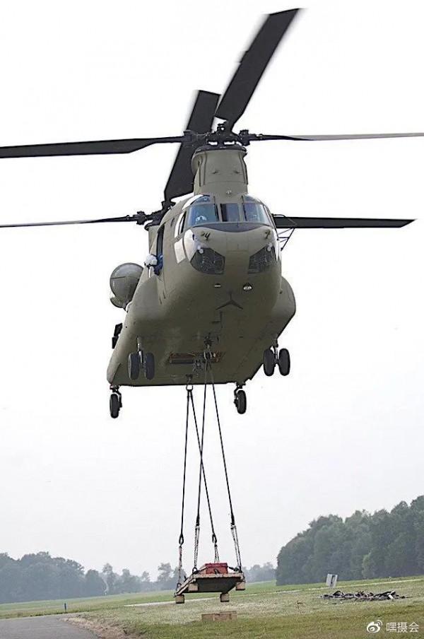 載入完成直升機H-47支奴幹成功測試大功率發動機