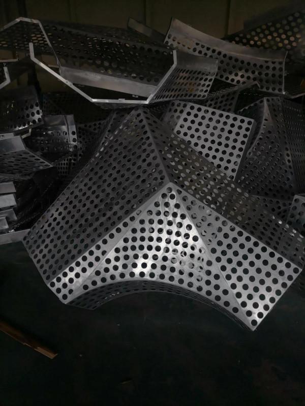 衝孔鋁單板造型異形定製