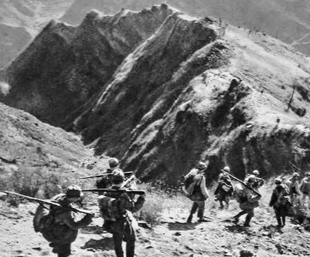 1934年，一鹽販救下3000紅軍，建國後軍長6次派人尋他，結果如何?