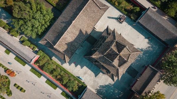 東嶽廟-飛雲樓,純木質結構,被譽為“中華第一木樓” 東嶽廟-飛雲樓,純木質結構,被譽為“中華第一木樓”