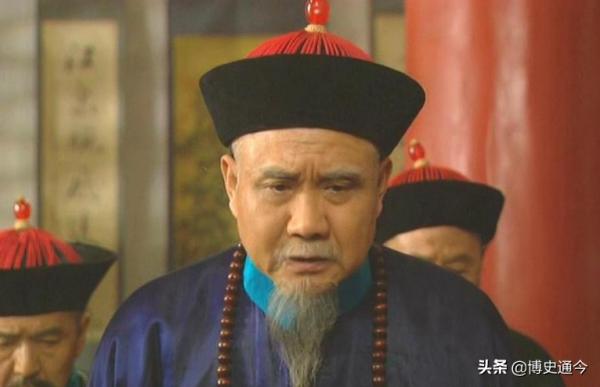 佟國維：康熙寵他34年，雍正對他評價頗高，犯大錯，卻靠智慧善終