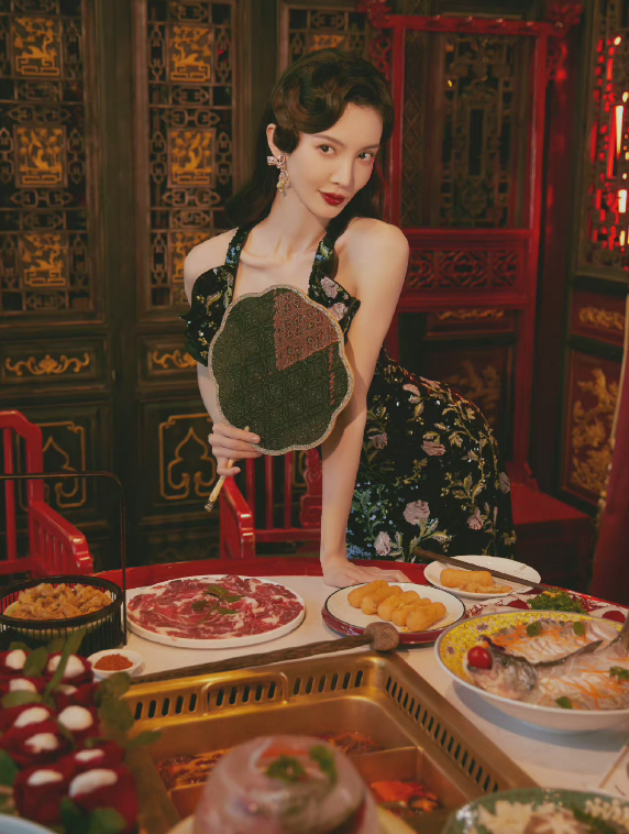 ELLE紅毯：董潔扮嫩劉濤秦海璐合體，都不敵戴百萬私人珠寶的韓雪