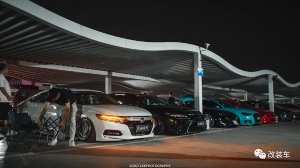 4套輪轂4次改色的奧迪A3，折騰久了還是自己開車房更方便