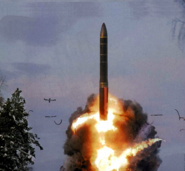 美國又要搞軍備競賽了!花1.2萬億升級核武器,錢從哪來的? 美國又要搞軍備競賽了!花1.2萬億升級核武器,錢從哪來的?