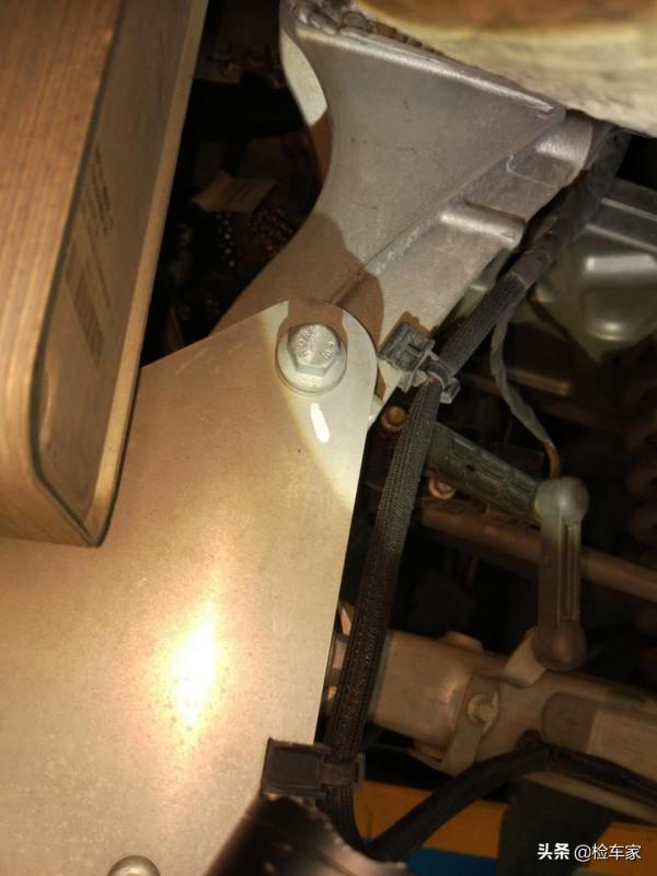 超跑裡面的“買菜車”，車商居然不敢收，這是為啥？