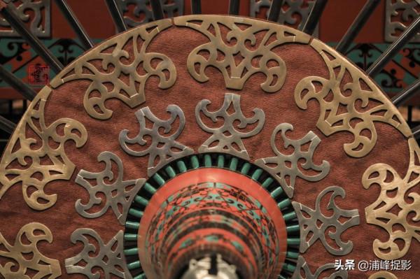 2500年前“野蠻民族”西戎王墓被盜,挖出戰國版“法拉利跑車” 2500年前“野蠻民族”西戎王墓被盜,挖出戰國版“法拉利跑車”