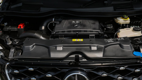 酷炫的外觀+豪華座艙，體驗傲旋V-Class大白鯊的獨特魅力