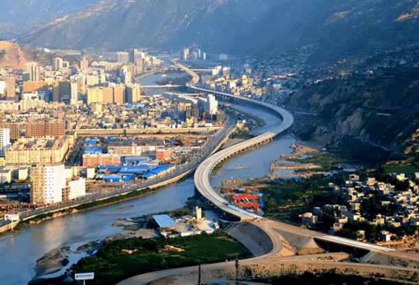 甘肅“最不西北”的地方,通吃陝西與四川,還擁有絕美南國風光圖 甘肅“最不西北”的地方,通吃陝西與四川,還擁有絕美南國風光圖