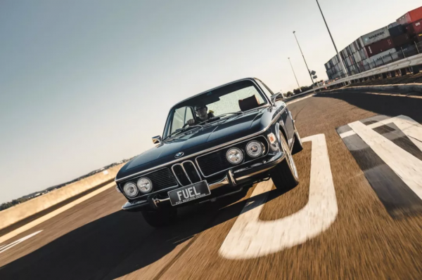 寶馬6系鼻祖，改裝M3發動機後成暴走老爺車